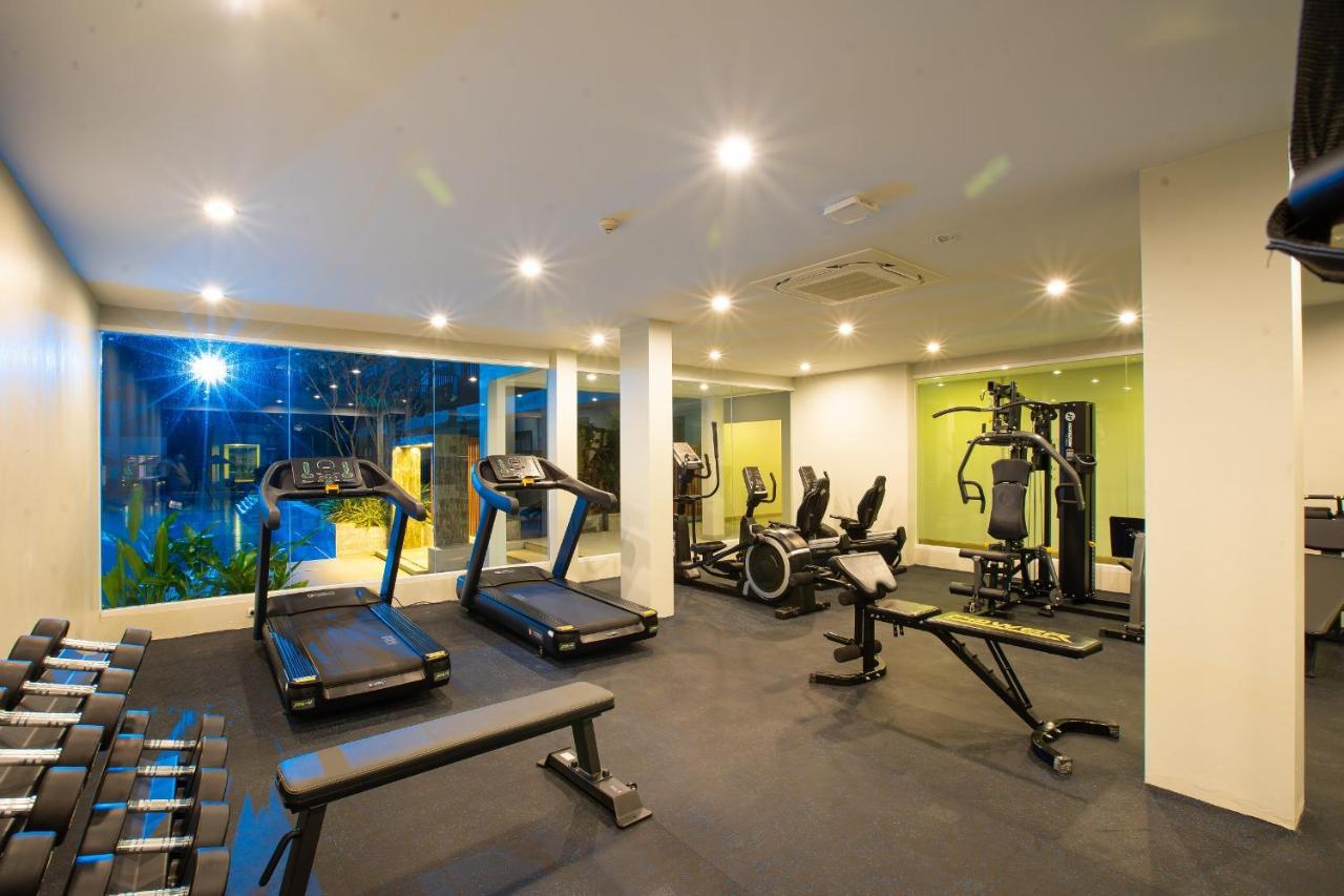 Seabed Grand Hotel Phuket - Sha Extra Plus Zewnętrze zdjęcie A gym in a condominium