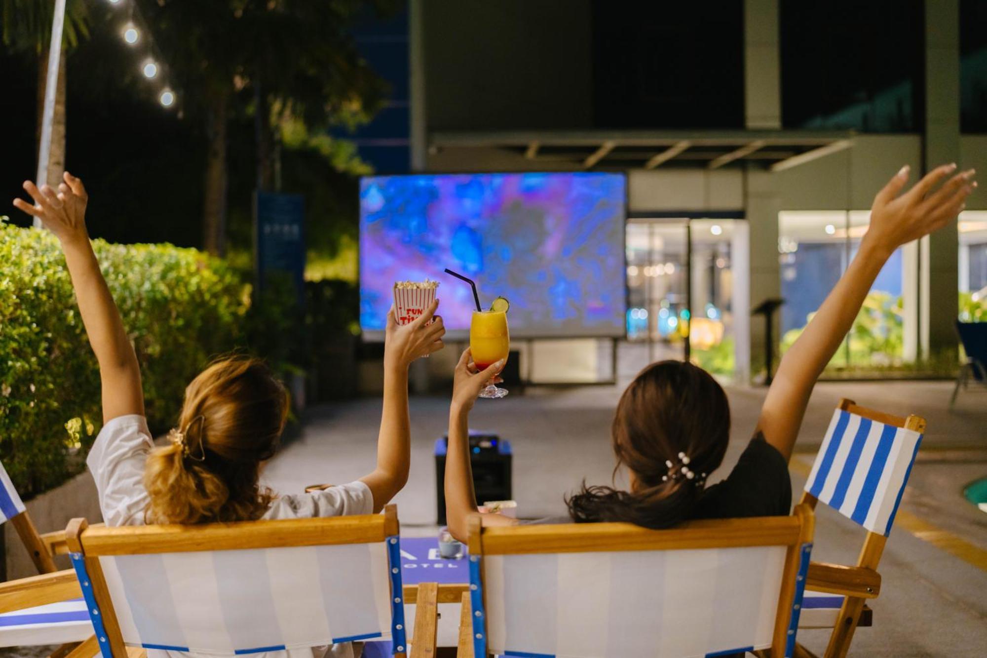 Seabed Grand Hotel Phuket - Sha Extra Plus Zewnętrze zdjęcie The Beach Club